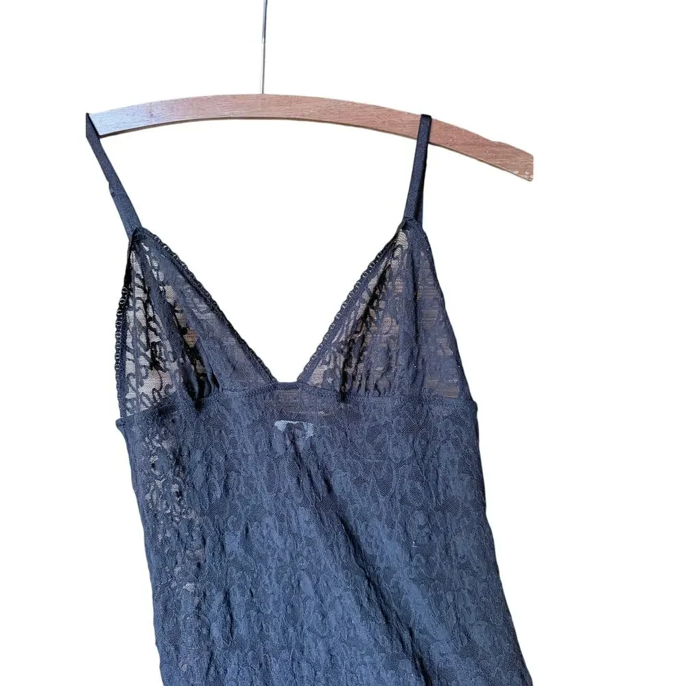 Vintage 2000s Victoria’s Secret black lace slip medium nylon sexy black sheer